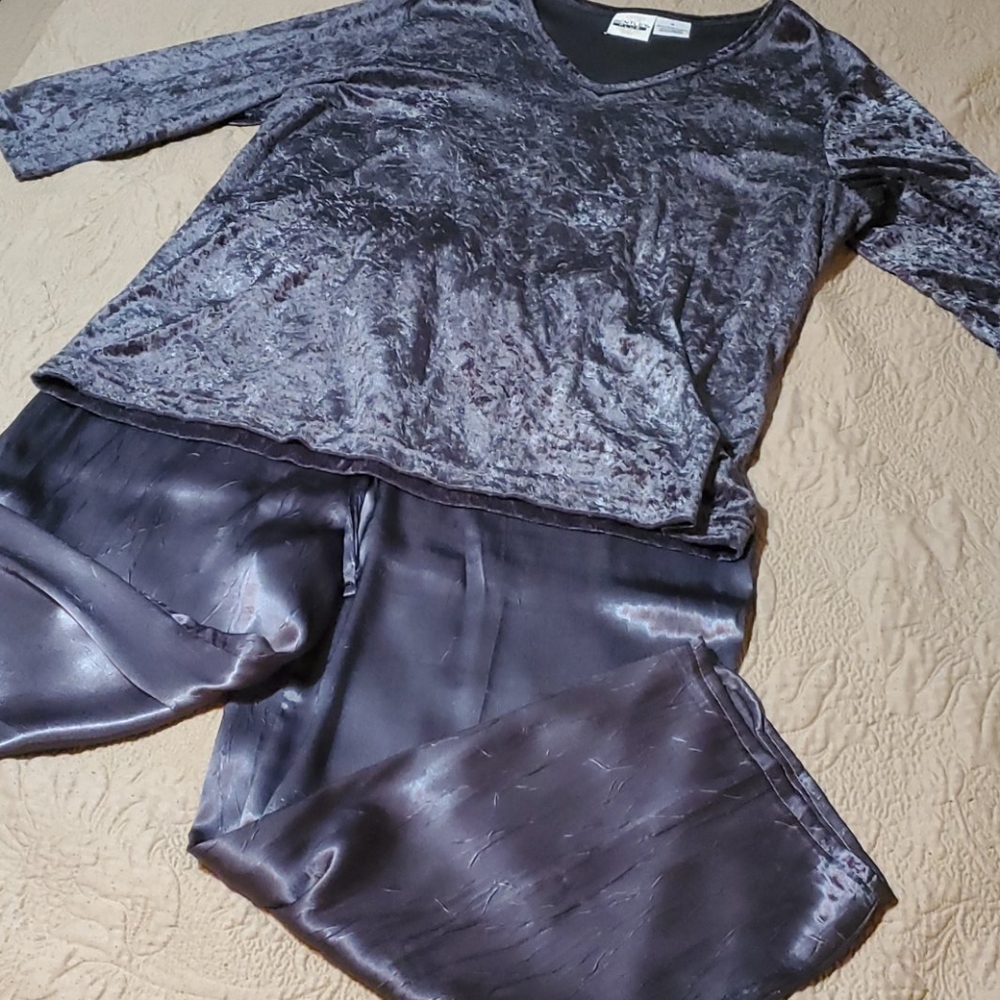 Bentley pantsuit
